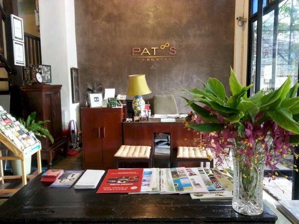 Oyo 391 Pat'S Klangviang Guesthouse チエンマイ エクステリア 写真